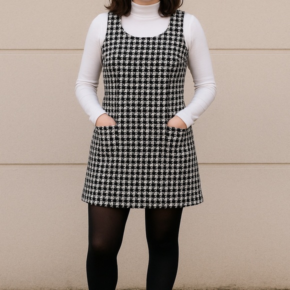 90s Black & White Halter Dress (XS/S)